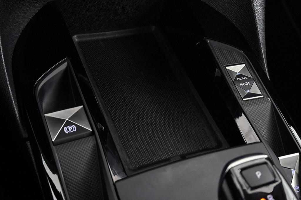 DS DS 3 (R970KB) met abonnement