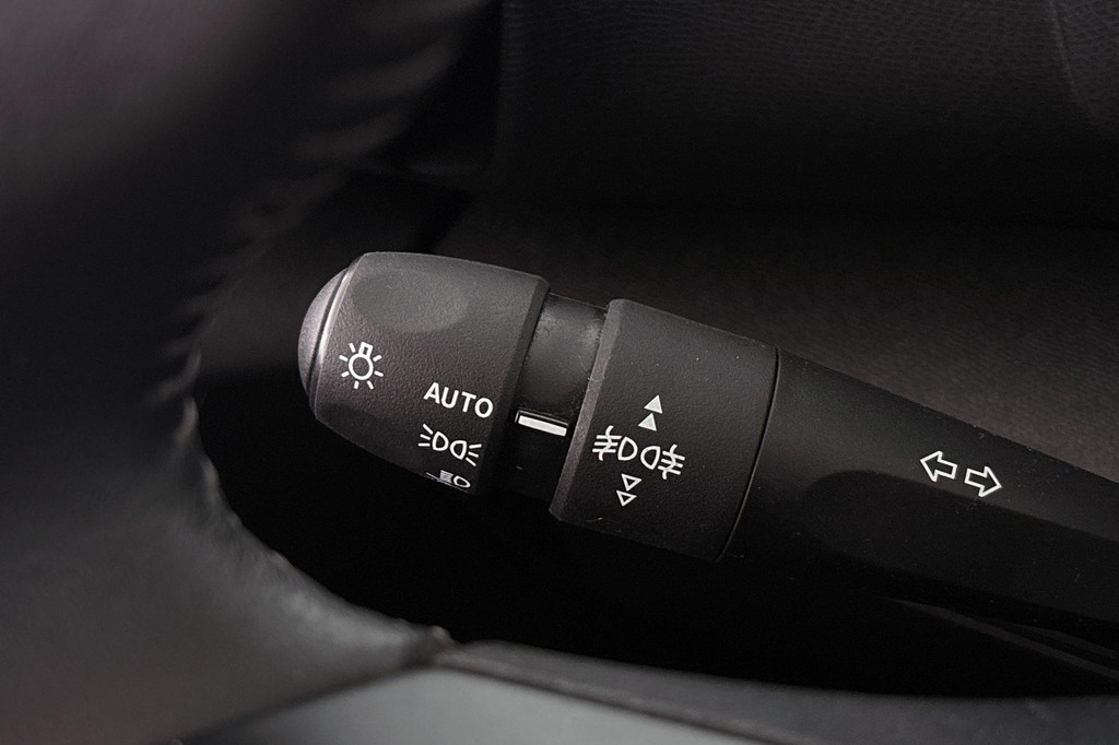 Citroën Ë-C4 (X488HR) met abonnement