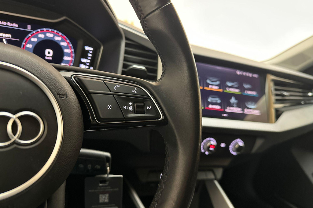Audi A1 (R425VR) met abonnement