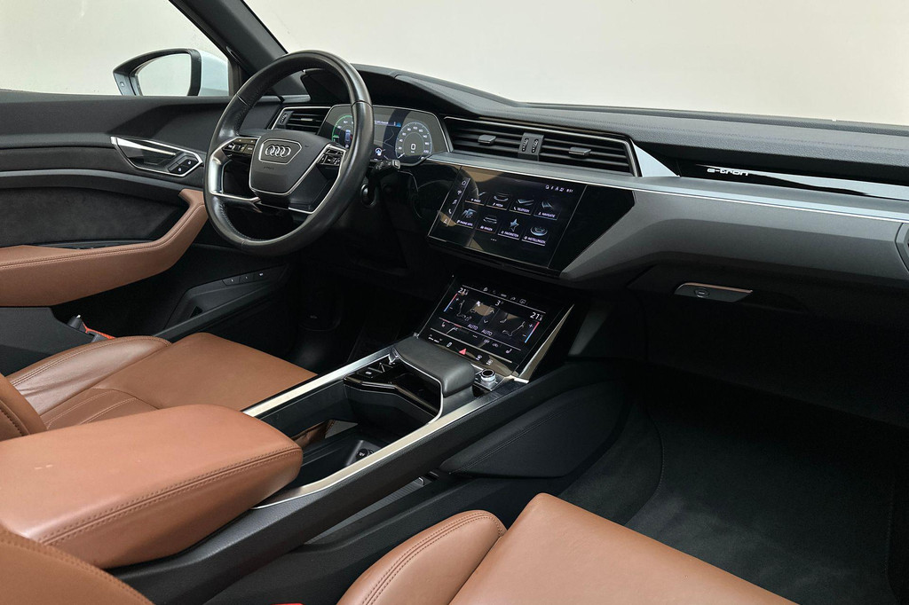 Audi e-tron (L564BR) met abonnement
