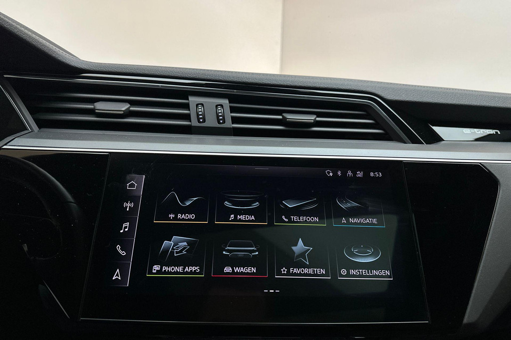 Audi e-tron (L564BR) met abonnement