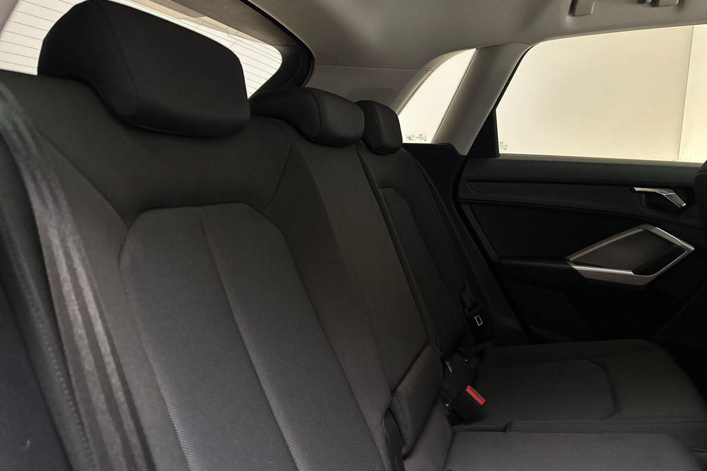 Audi Q3 (R585XB) met abonnement