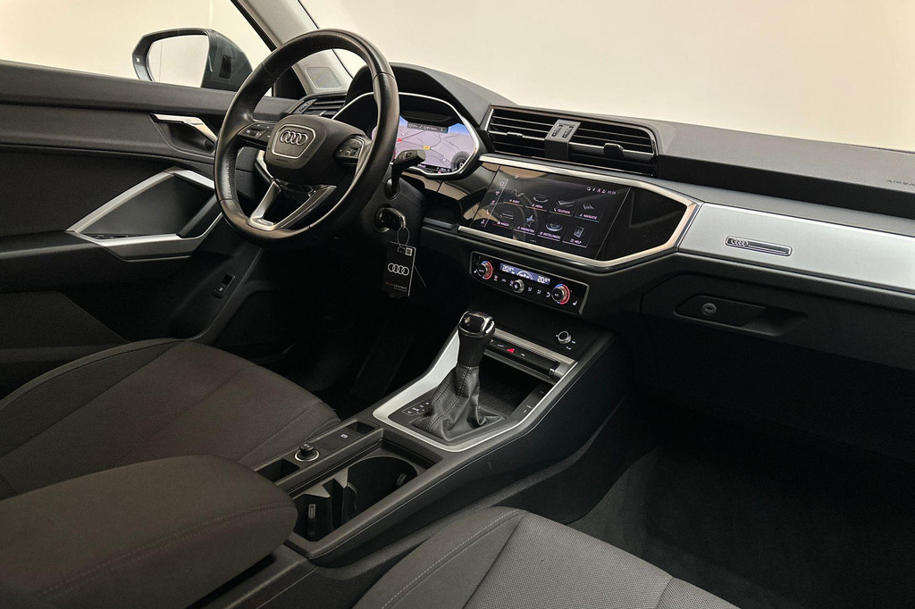 Audi Q3 (R585XB) met abonnement