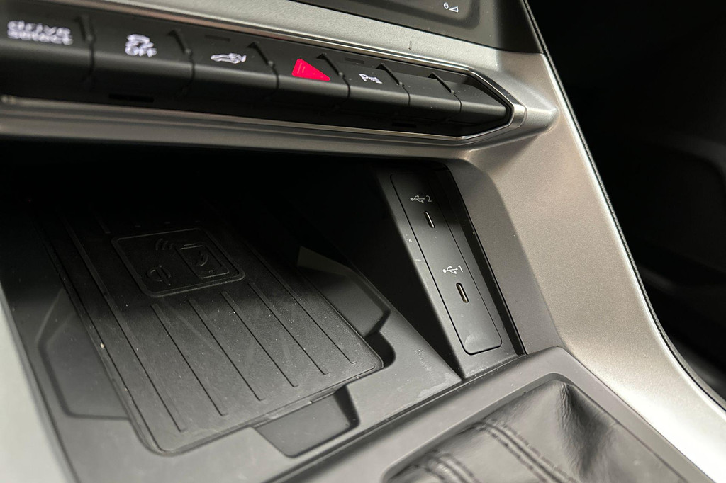 Audi Q3 (R585XB) met abonnement