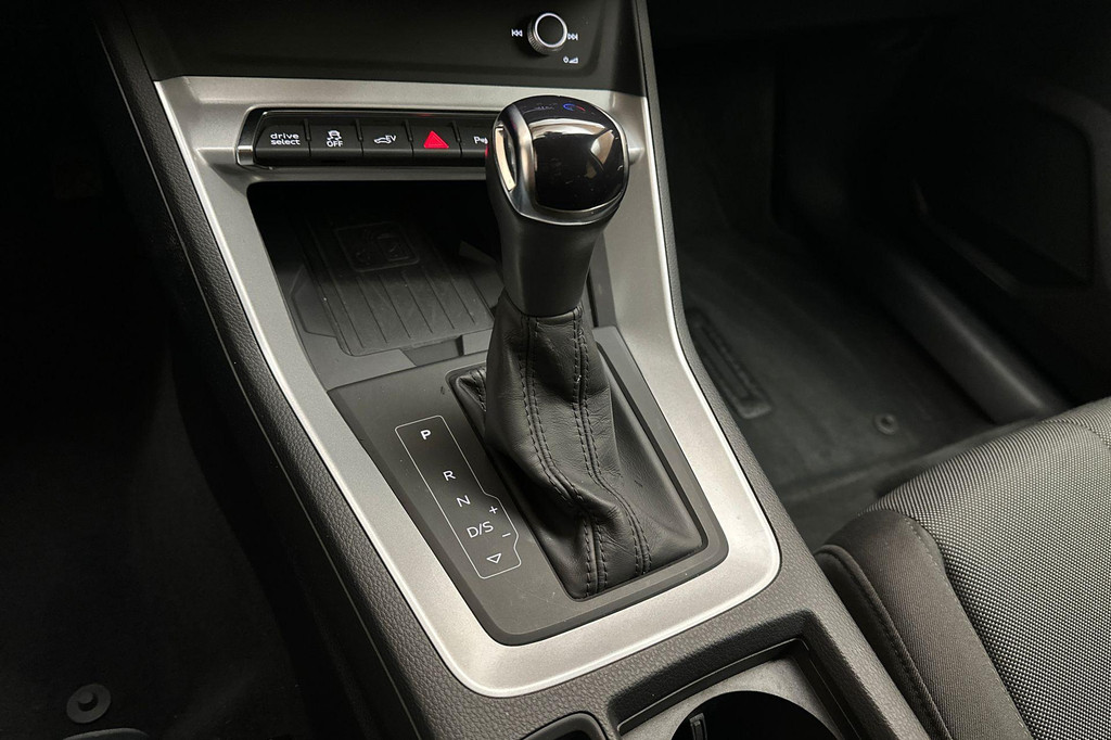 Audi Q3 (R585XB) met abonnement