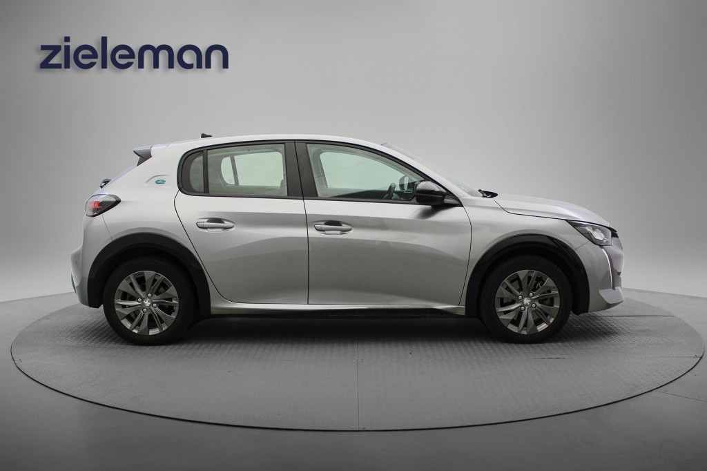 Peugeot e-208 (S906LJ) met abonnement