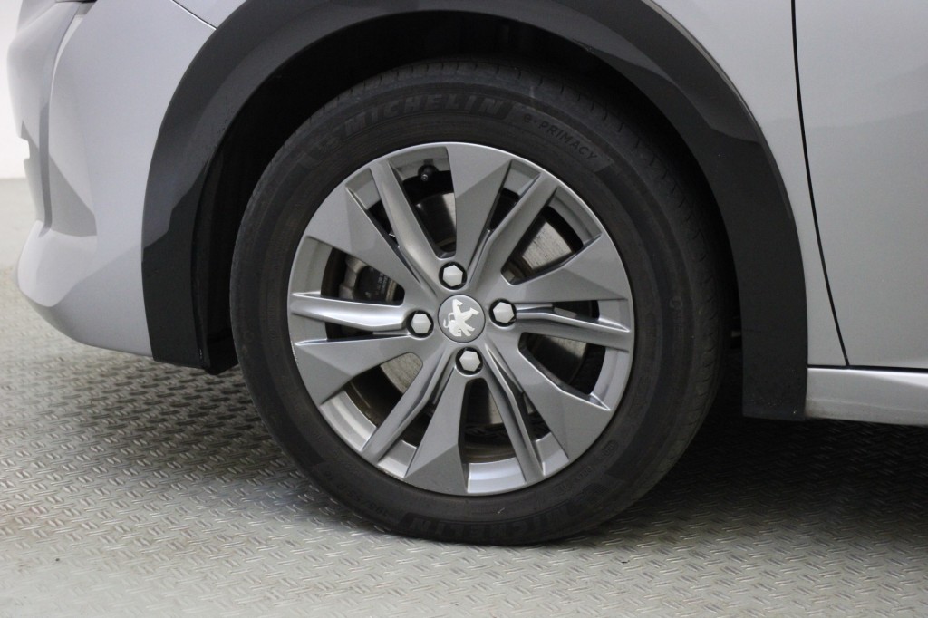 Peugeot e-208 (S906LJ) met abonnement