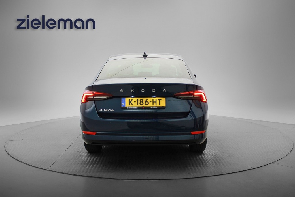 ŠKODA Octavia (K186HT) met abonnement