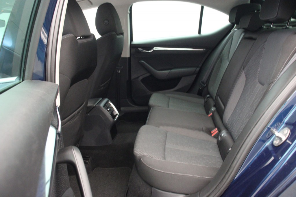 ŠKODA Octavia (K186HT) met abonnement