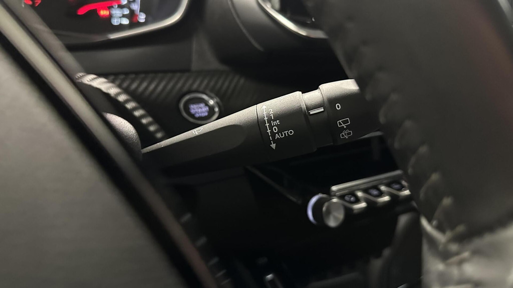 Peugeot 2008 (N848RJ) met abonnement