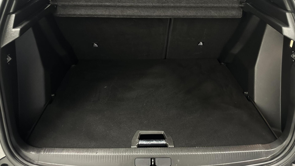 Peugeot 2008 (N848RJ) met abonnement