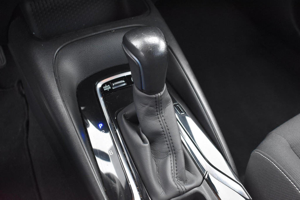 Toyota Corolla Touring Sports (H716JV) met abonnement