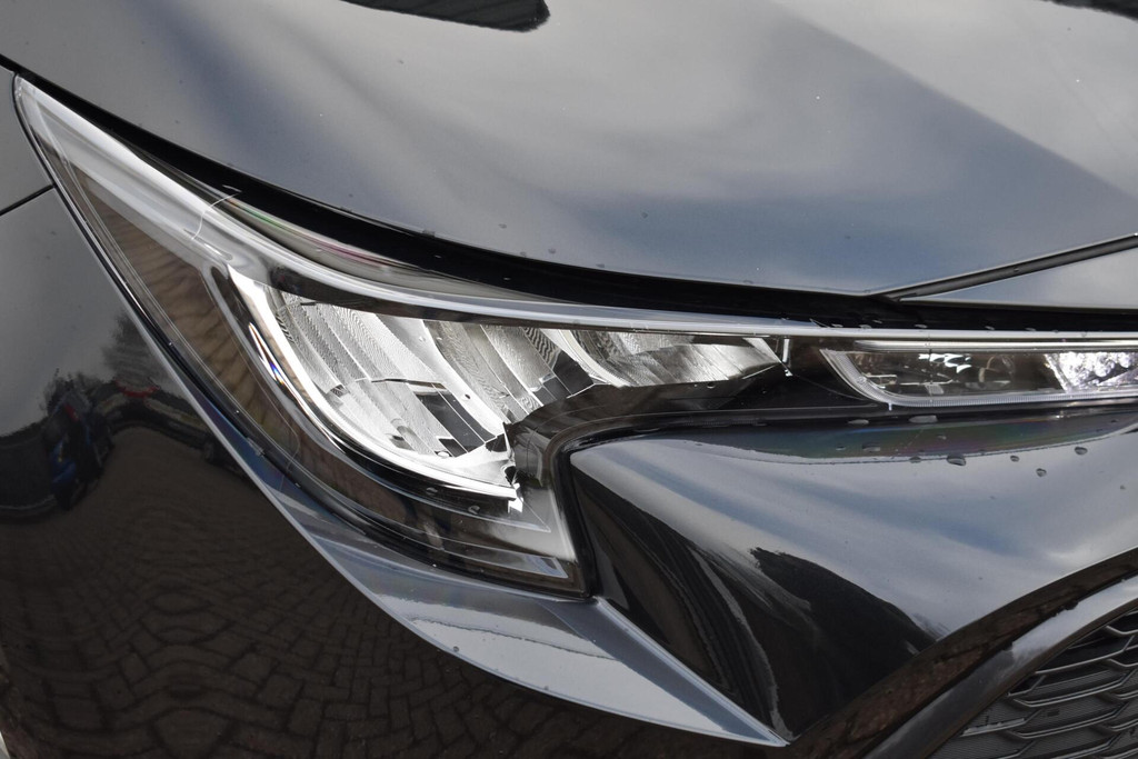 Toyota Corolla Touring Sports (H716JV) met abonnement