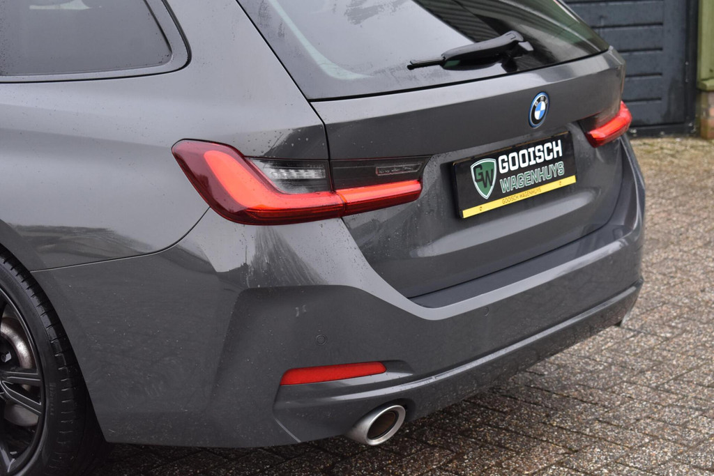 BMW 3 Serie touring (S331JF) met abonnement