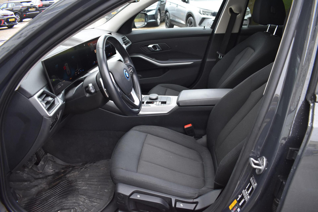 BMW 3 Serie touring (S331JF) met abonnement