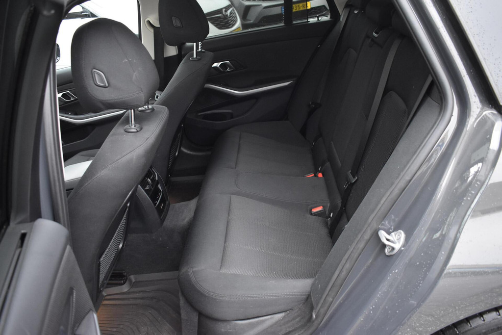 BMW 3 Serie touring (S331JF) met abonnement