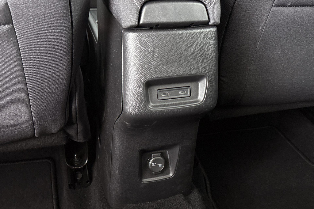 Opel Frontera (HRJ67T) met abonnement