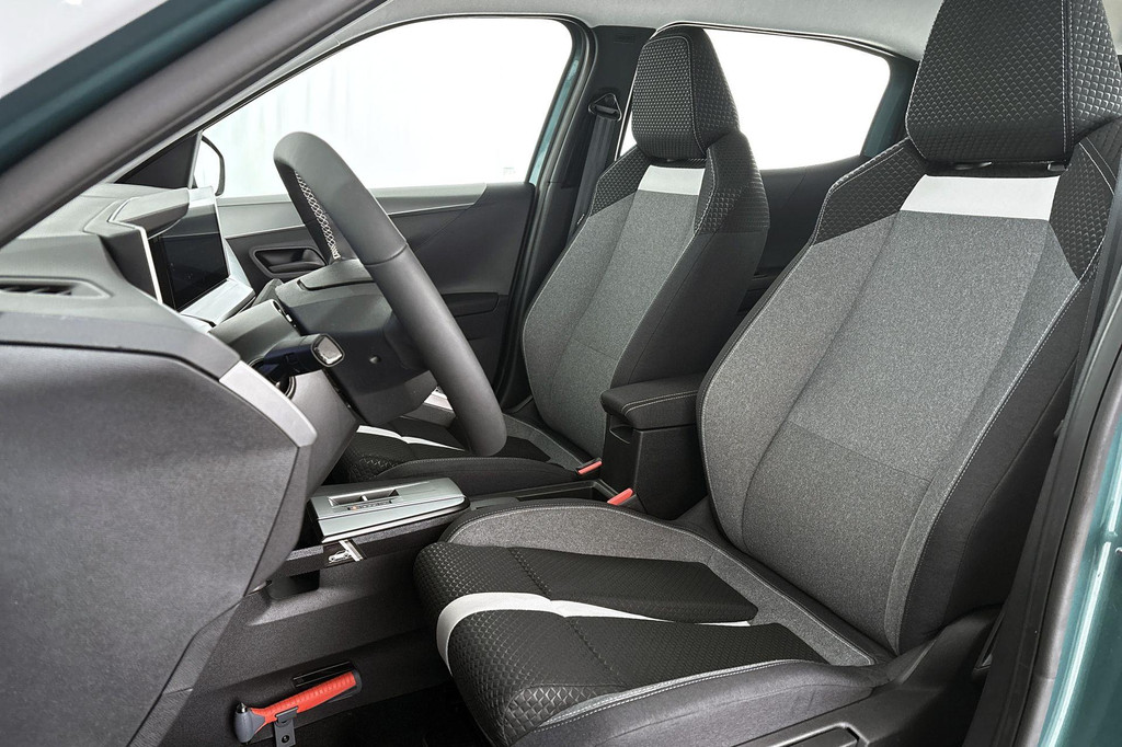 Opel Frontera (HRJ67T) met abonnement