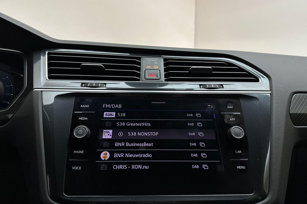 Volkswagen Tiguan (JXL58G) met abonnement