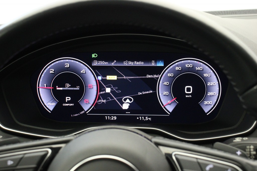 Audi A4 (G500ZV) met abonnement