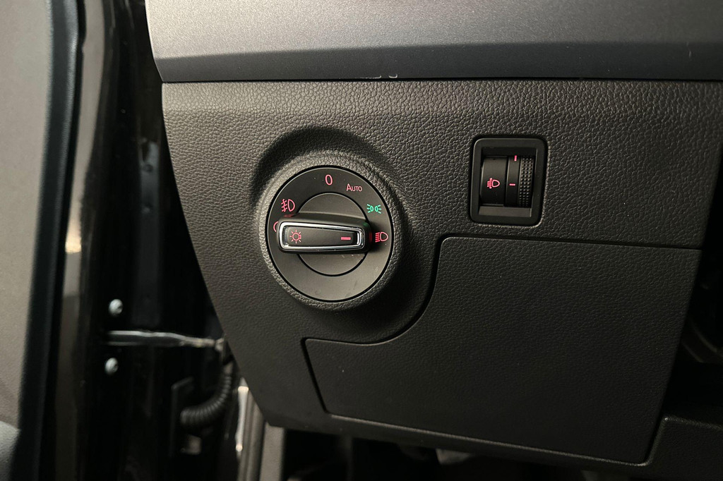 Seat Arona (L032TS) met abonnement