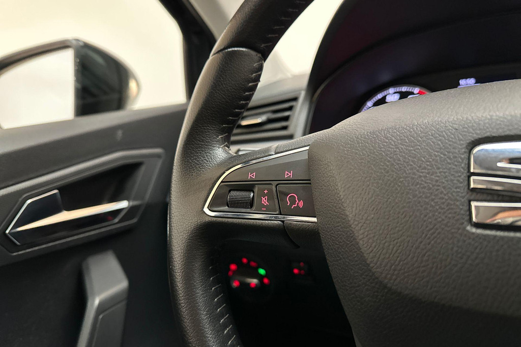 Seat Arona (L032TS) met abonnement