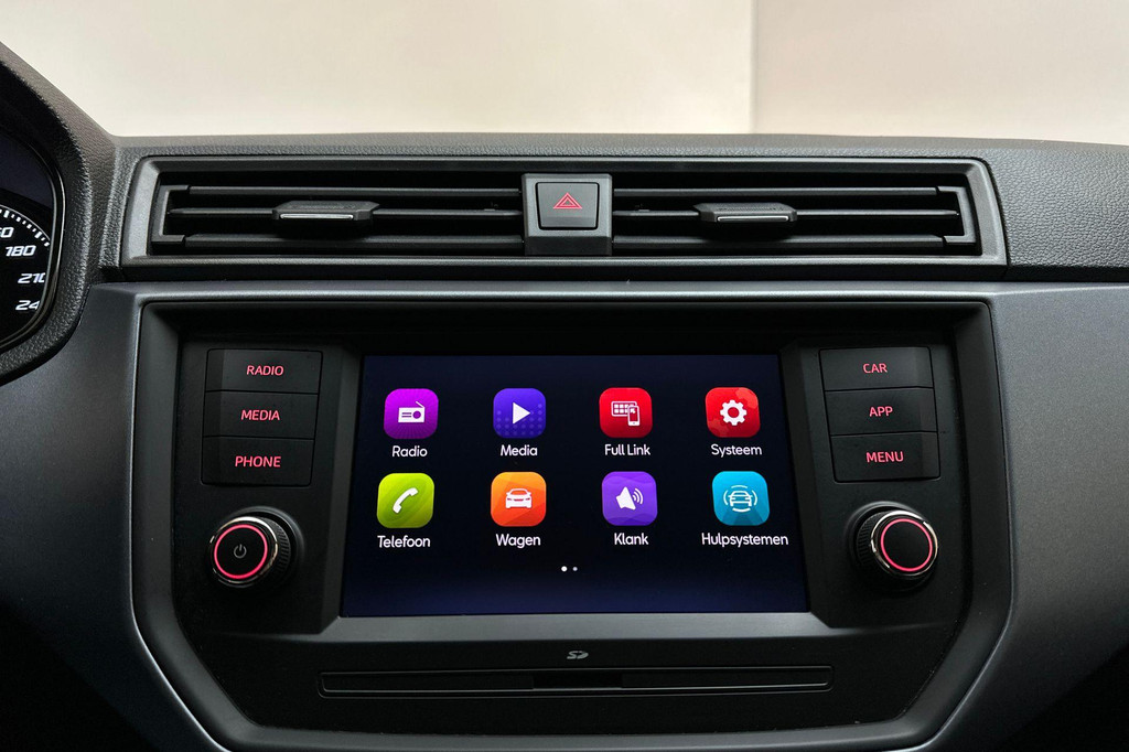 Seat Arona (L032TS) met abonnement