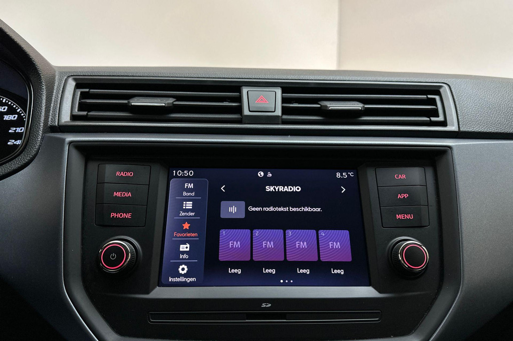 Seat Arona (L032TS) met abonnement