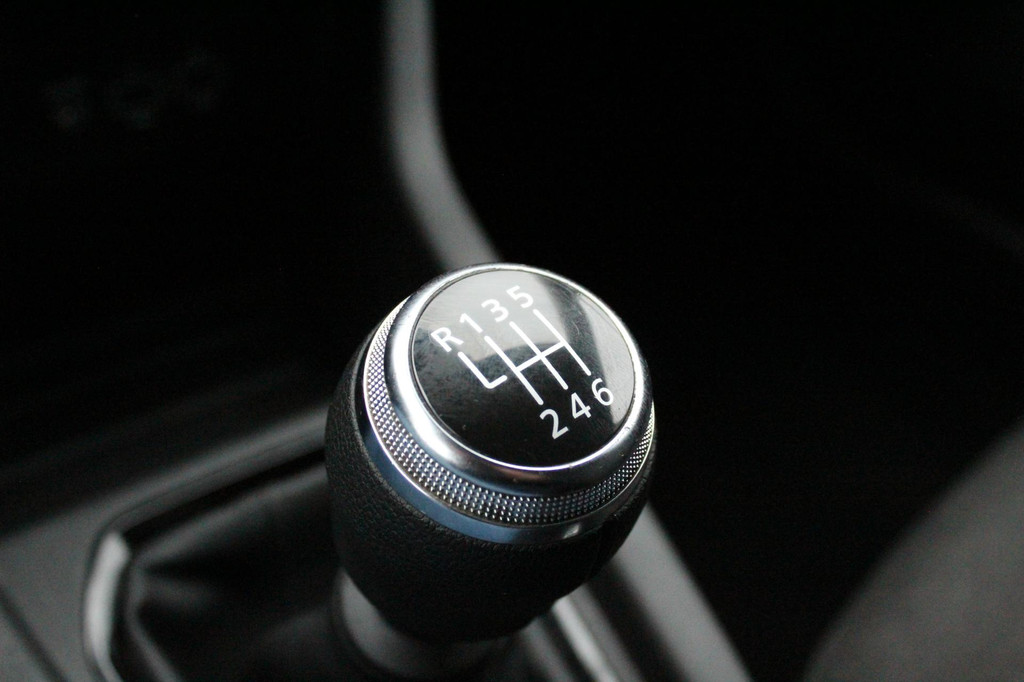 Renault Clio (S820KP) met abonnement