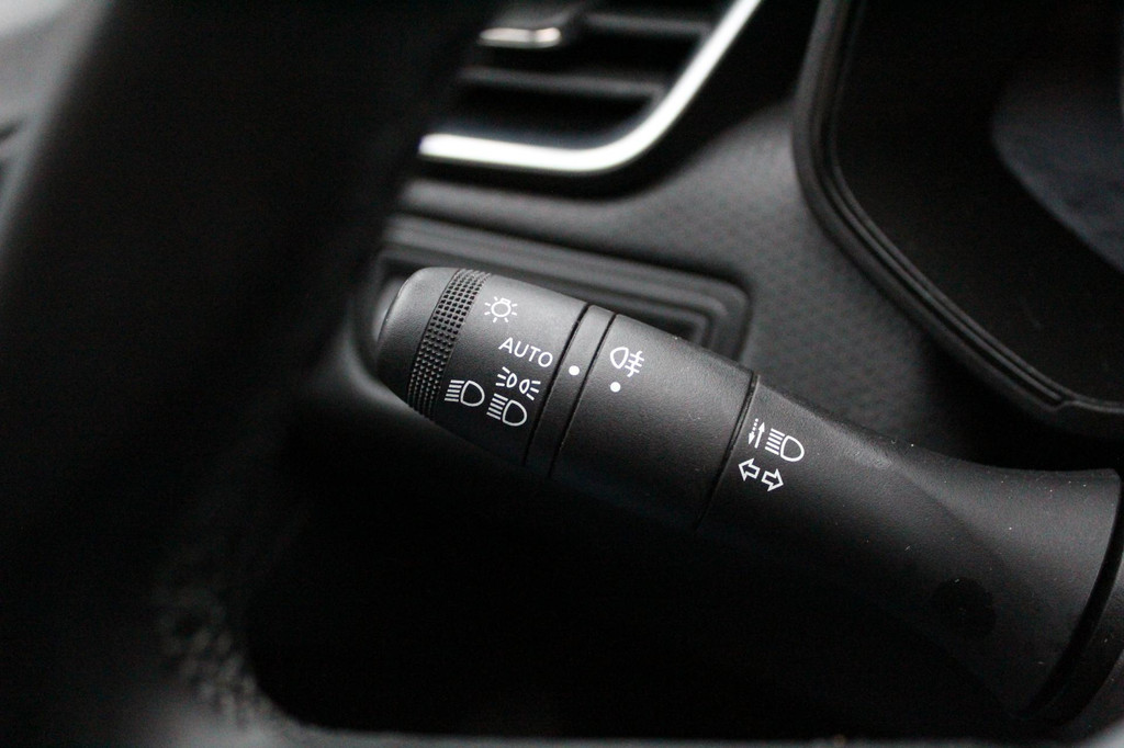 Renault Clio (S820KP) met abonnement