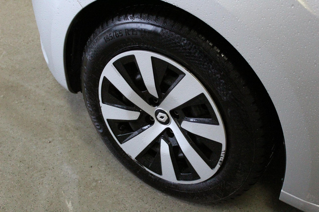 Renault Clio (S820KP) met abonnement