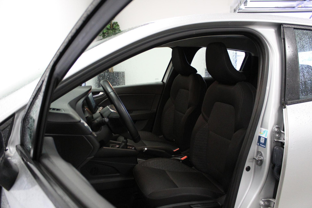 Renault Clio (S820KP) met abonnement