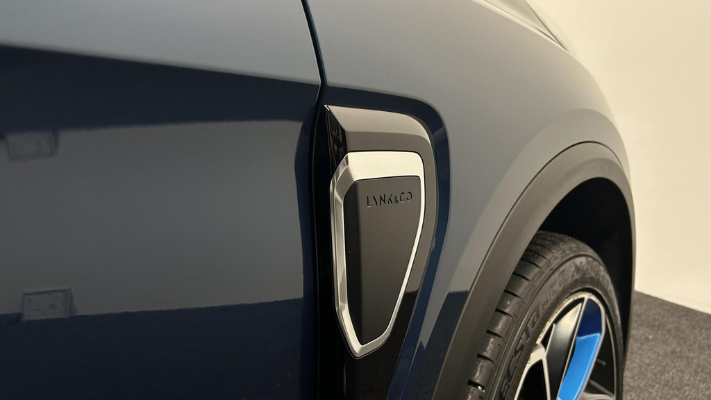 Lynk & Co 01 (P407KL) met abonnement