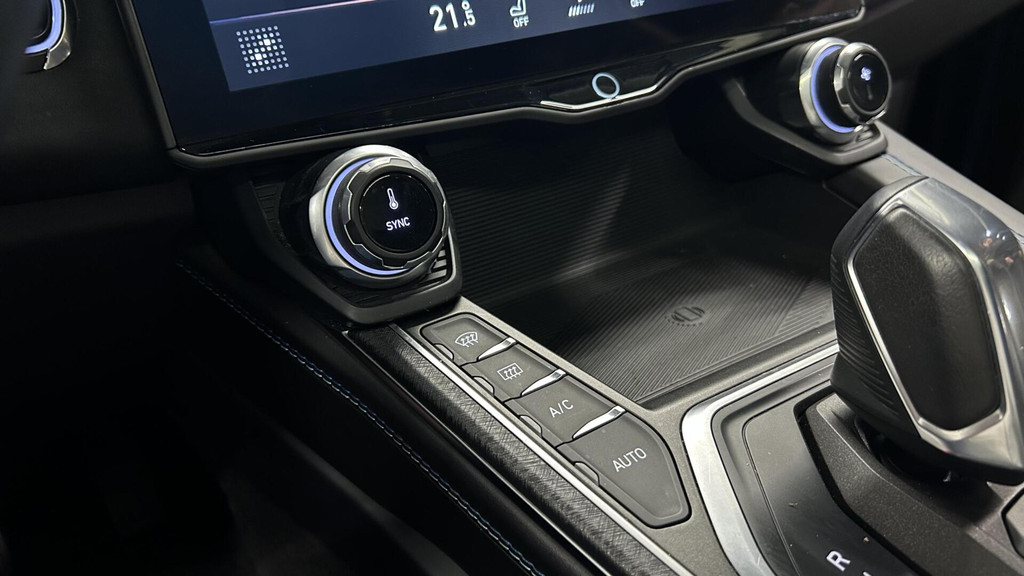 Lynk & Co 01 (P407KL) met abonnement