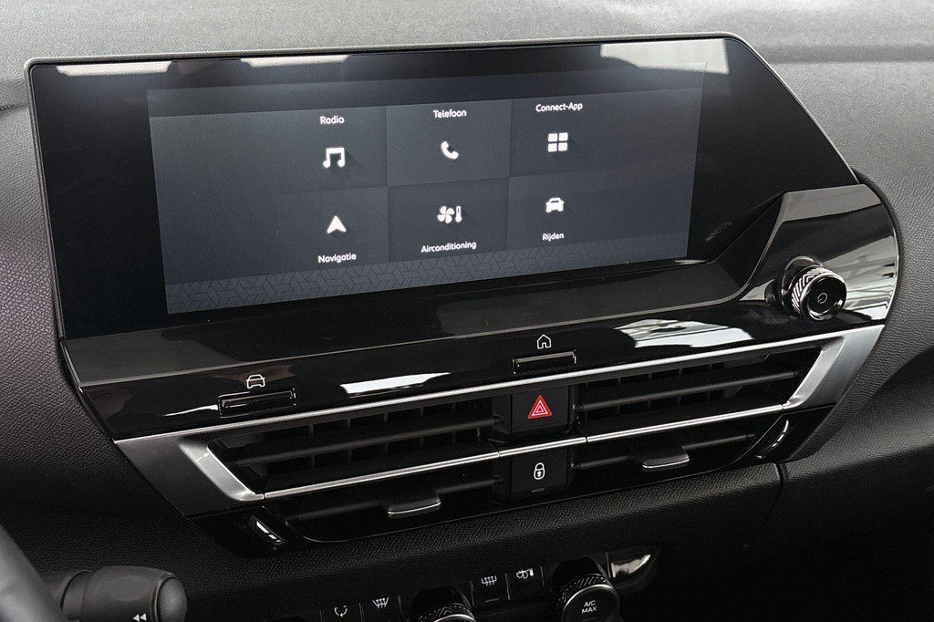 Citroën Ë-C4 (T091LZ) met abonnement