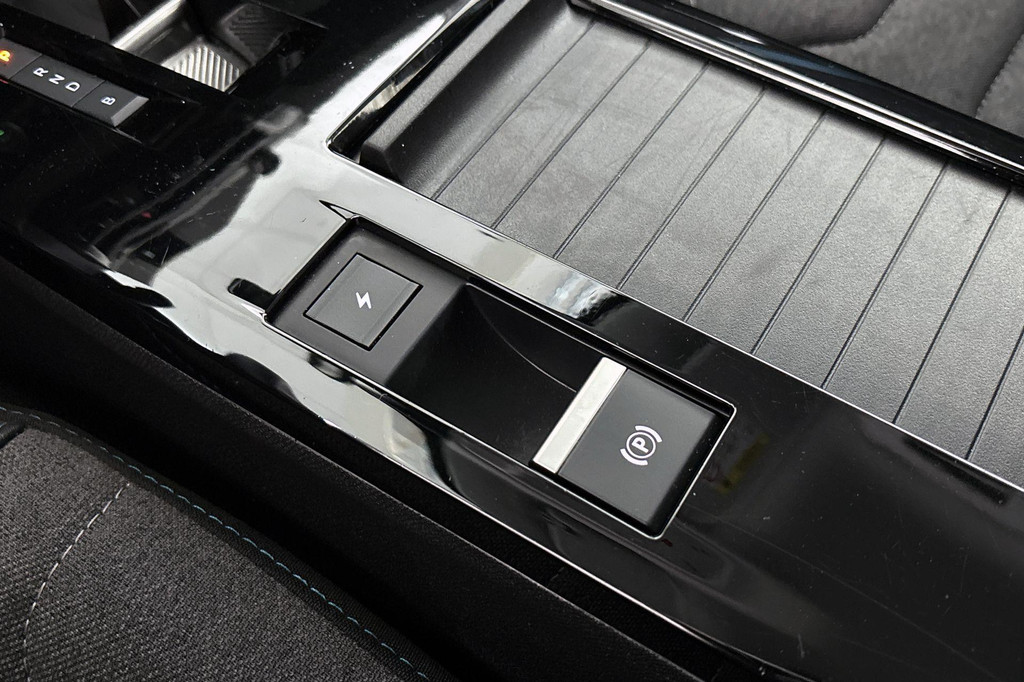 Citroën Ë-C4 (T091LZ) met abonnement