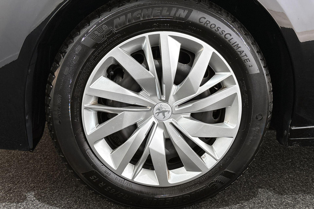 Peugeot 208 (T612HV) met abonnement