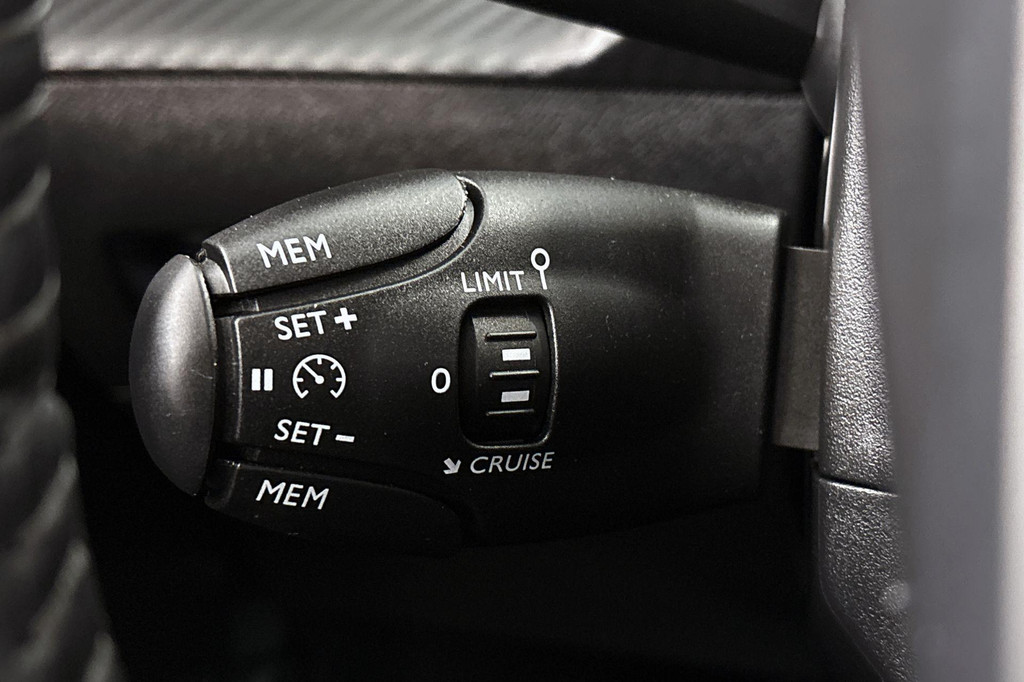 Peugeot 208 (T612HV) met abonnement