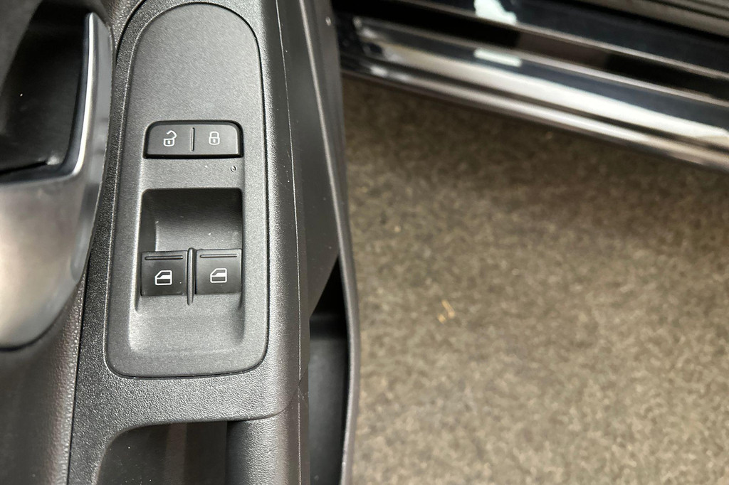 Volkswagen up! (N134VF) met abonnement