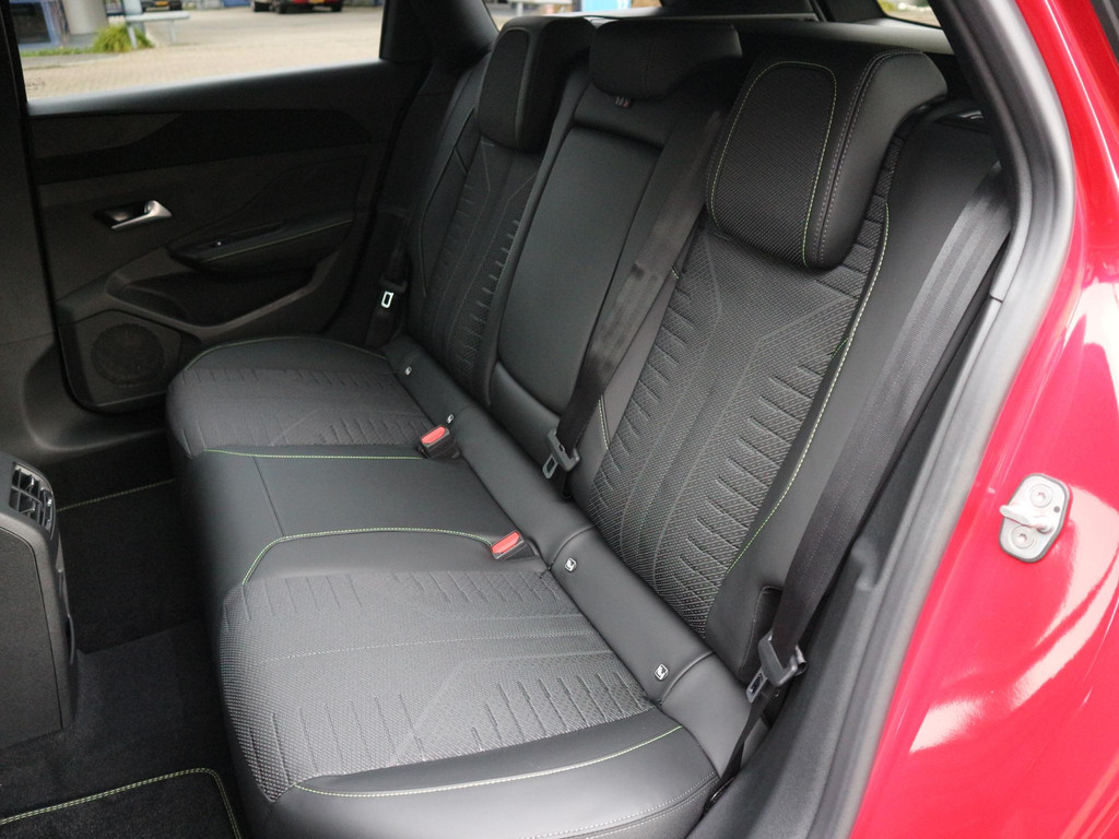 Peugeot 308 (JKJ64D) met abonnement
