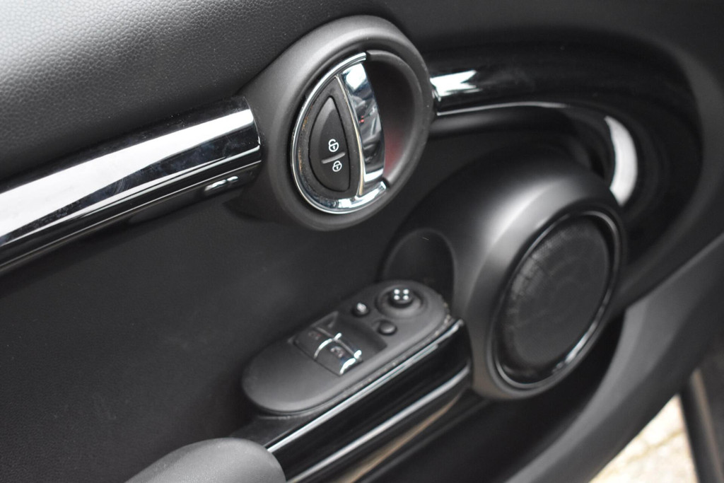 MINI Electric (L066NR) met abonnement