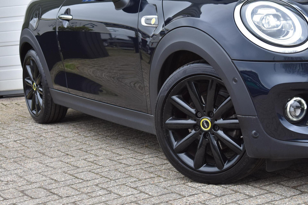 MINI Electric (L066NR) met abonnement