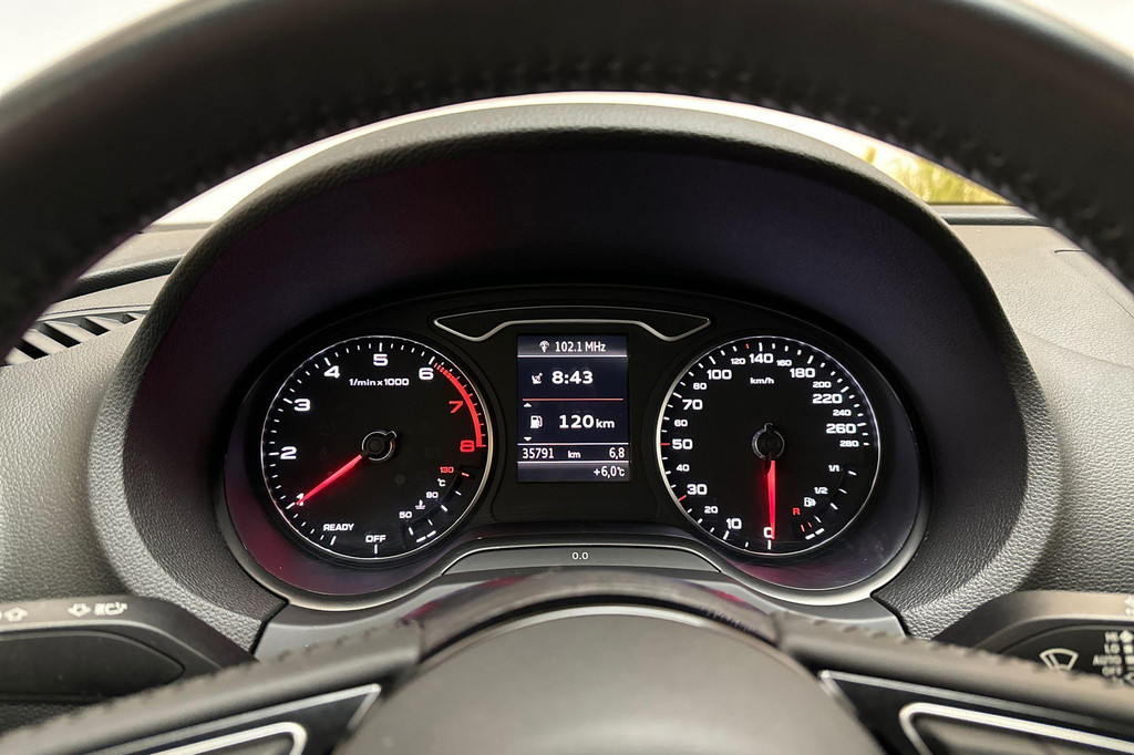 Audi A3 (H384FL) met abonnement