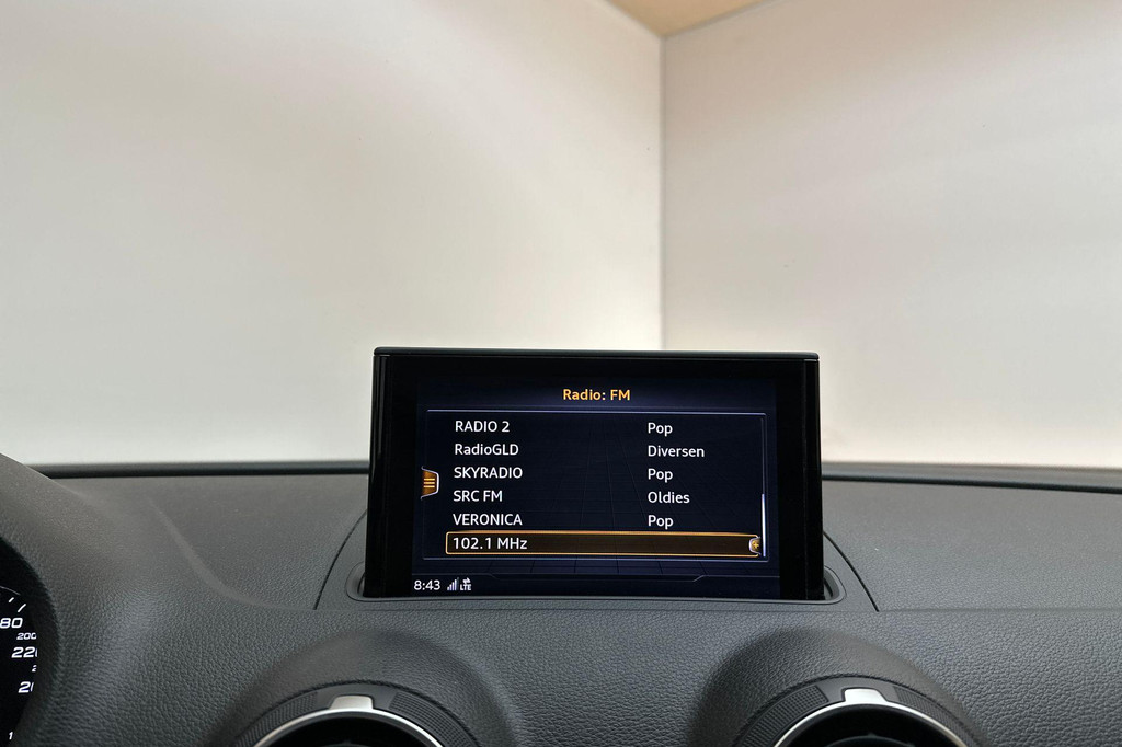 Audi A3 (H384FL) met abonnement