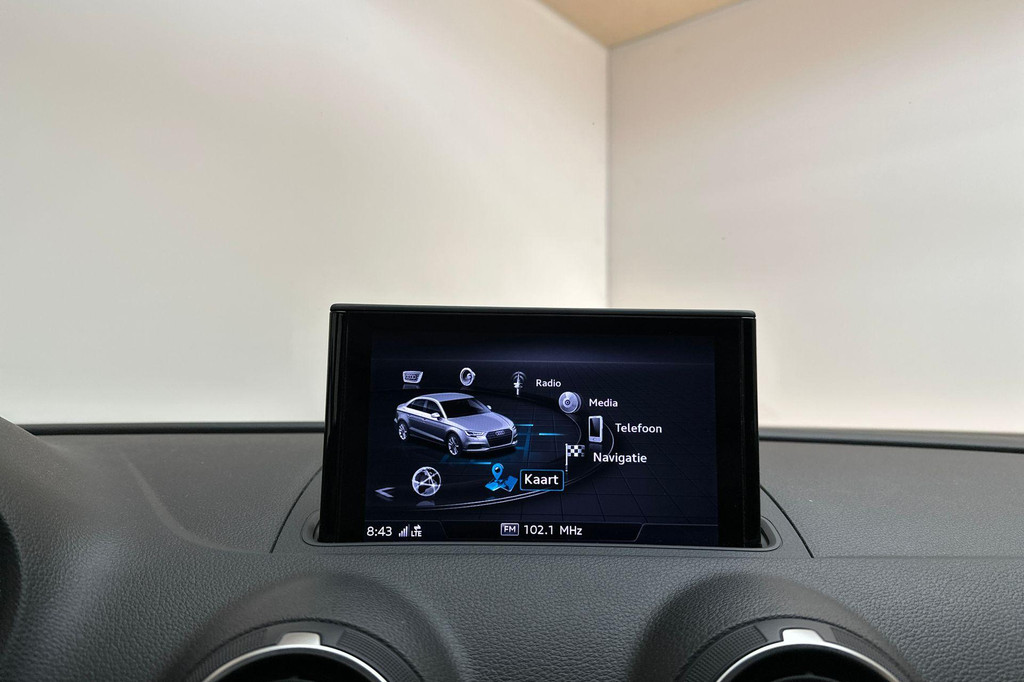 Audi A3 (H384FL) met abonnement