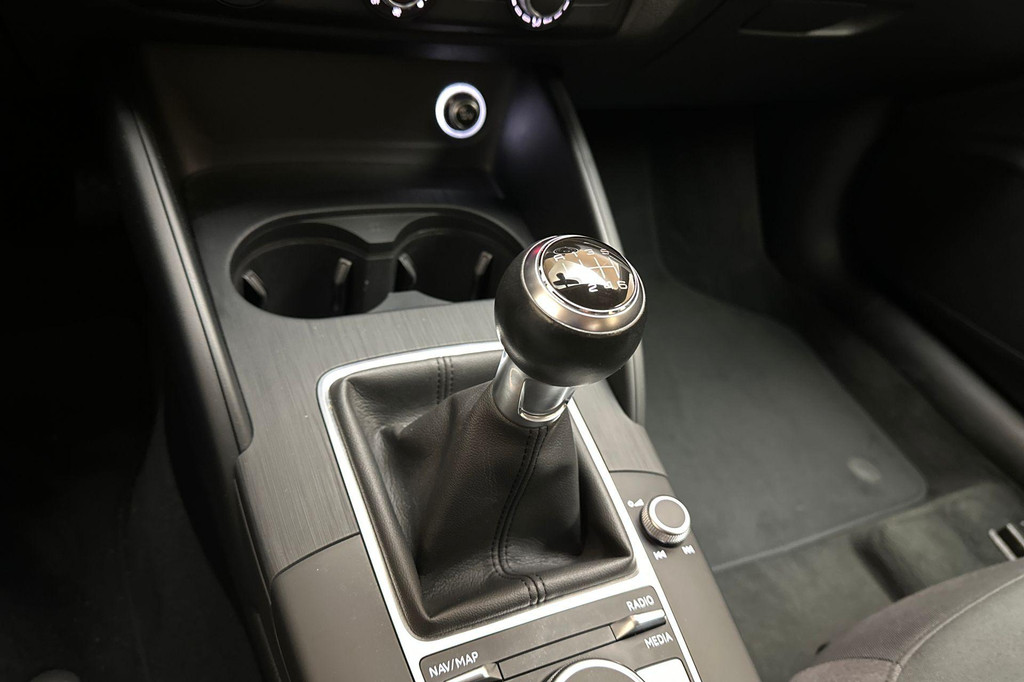 Audi A3 (H384FL) met abonnement