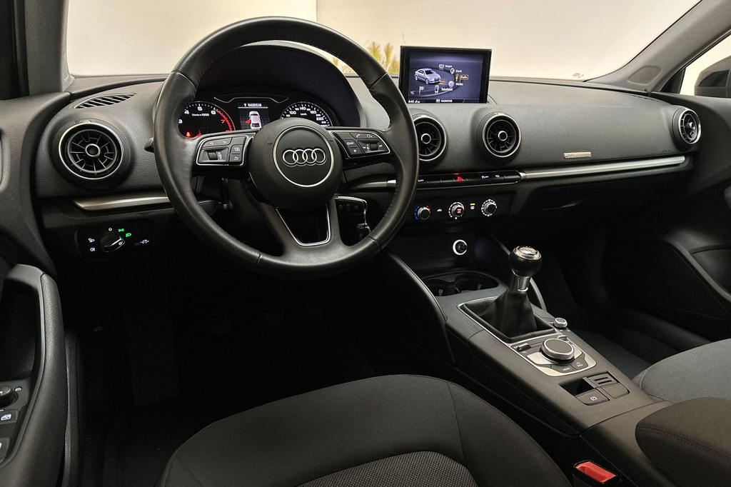 Audi A3 (H384FL) met abonnement