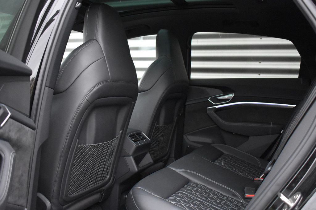 Audi e-tron Sportback (J782PV) met abonnement
