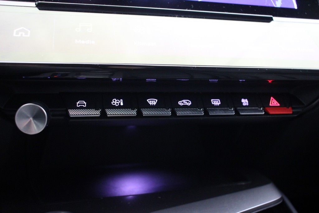 Peugeot 408 (GDH68X) met abonnement