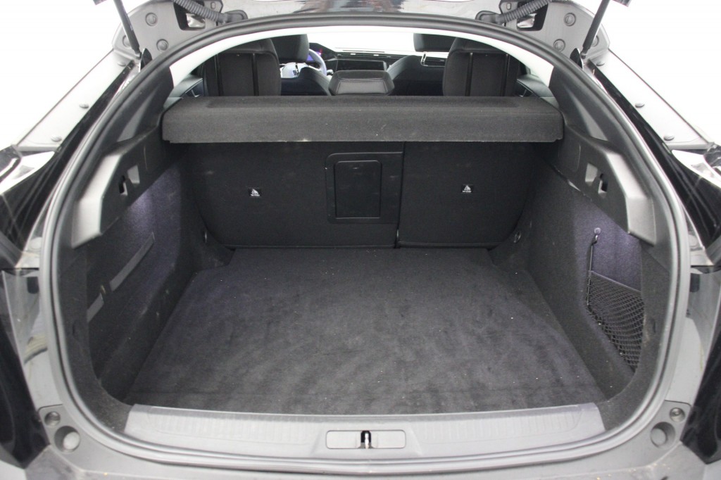 Peugeot 408 (GDH68X) met abonnement